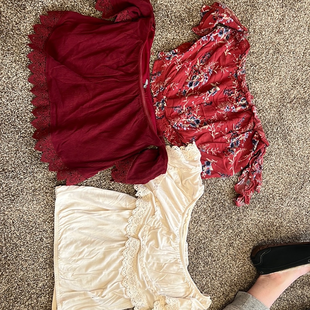 3 Cropped off shoulder tops.